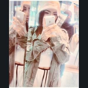 Meet your Posher, Elleanna